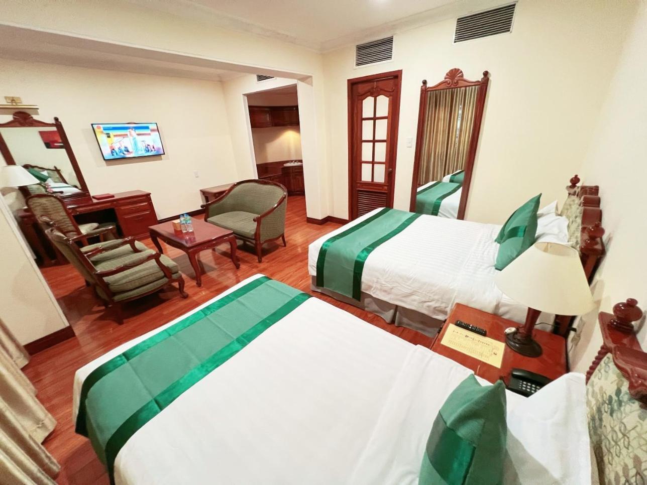 ริเวอร์ไซด์ โฮเต็ล ไซ่ง่อน Hotel โฮจิมินห์ซิตี้ ภายนอก รูปภาพ