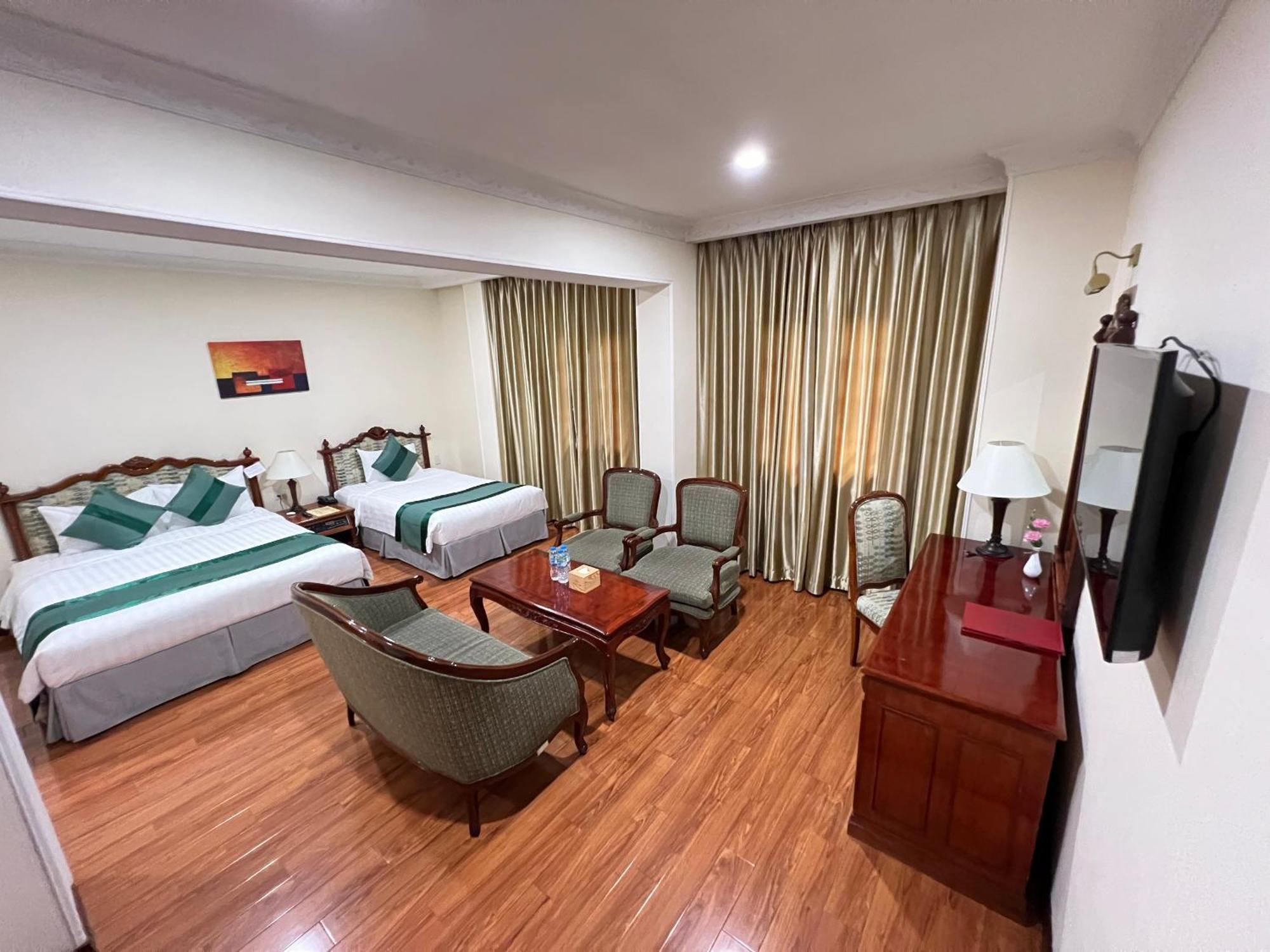 ริเวอร์ไซด์ โฮเต็ล ไซ่ง่อน Hotel โฮจิมินห์ซิตี้ ภายนอก รูปภาพ
