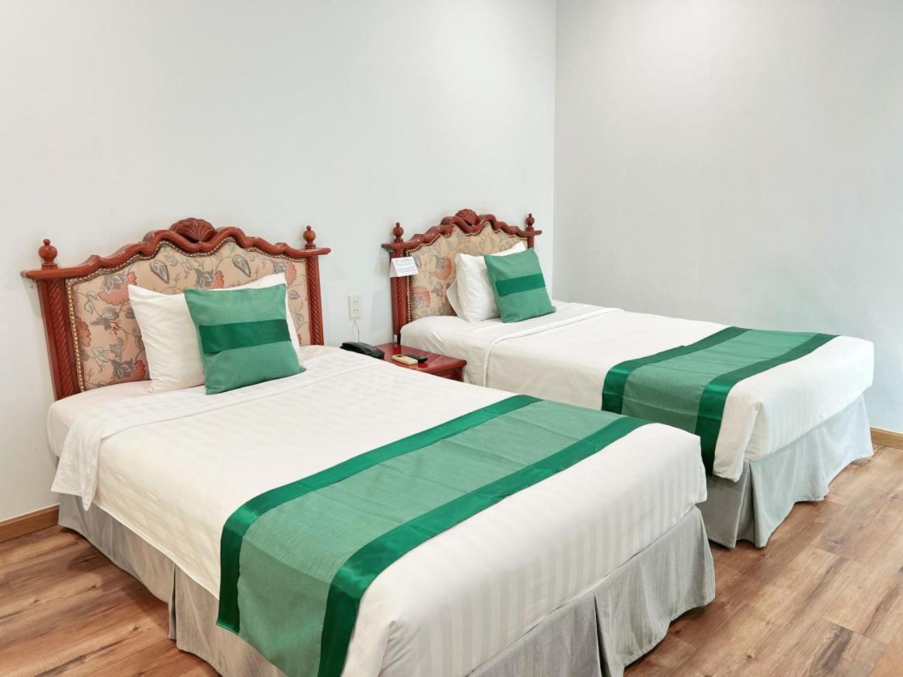 ริเวอร์ไซด์ โฮเต็ล ไซ่ง่อน Hotel โฮจิมินห์ซิตี้ ภายนอก รูปภาพ